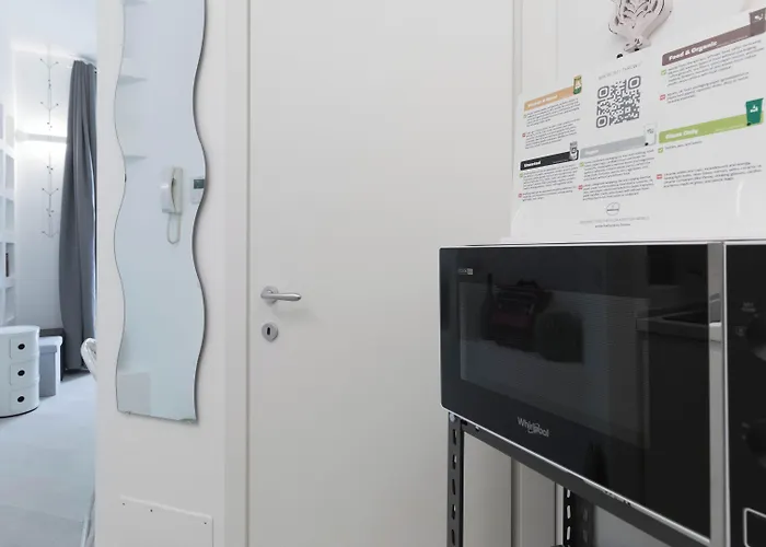 Italianway Easy - Raffaello Sanzio 17 아파트 밀라노