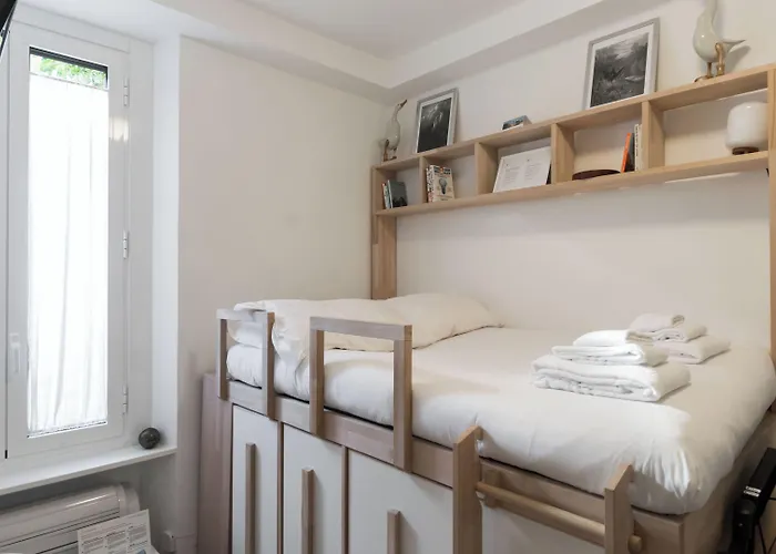 Appartement Atto Vannucci 15 B *