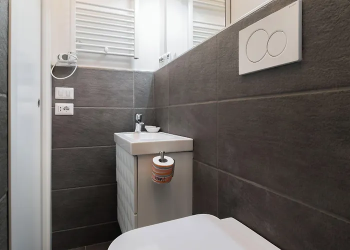 Appartement Atto Vannucci 15 B *