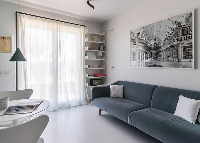 Italianway Easy - Poma 61 B Milán