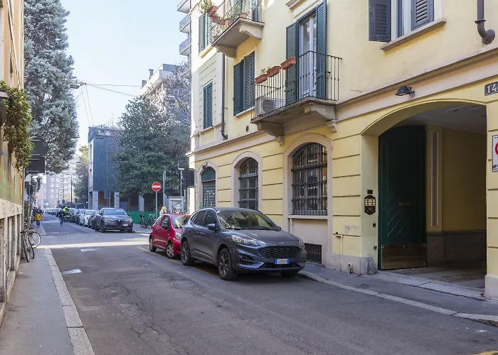 Voghera Fashion District *