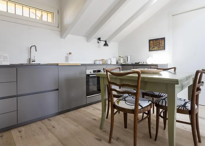 Italianway Collection - Cola Montano 29 B Milánó