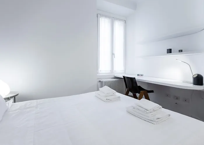 Italianway Easy - Farini 2 Apartament Mediolan