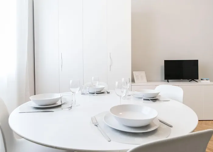 Italianway Easy - Sacconi 2 * Milán