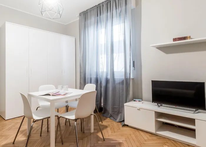 Italianway Easy - Sacconi 2 * Milán