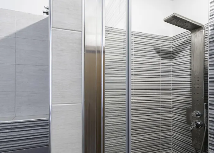 Italianway Easy - Piceno 44 * Милан