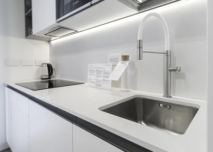 Italianway - Stresa 22 C Milano