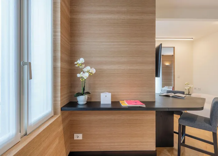 Royal - Centro Brera *