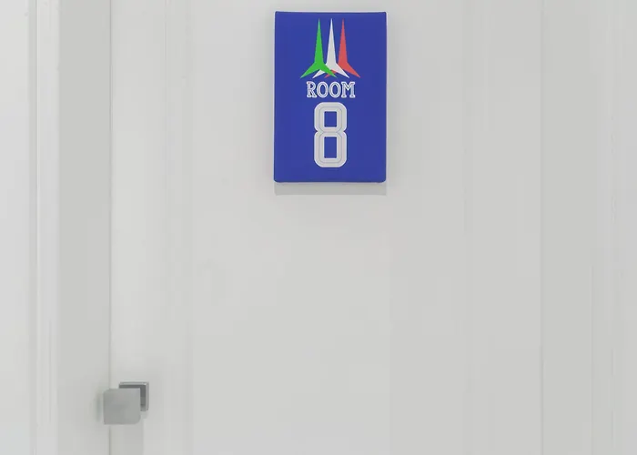 Leia Hospitality Pensionat Milano