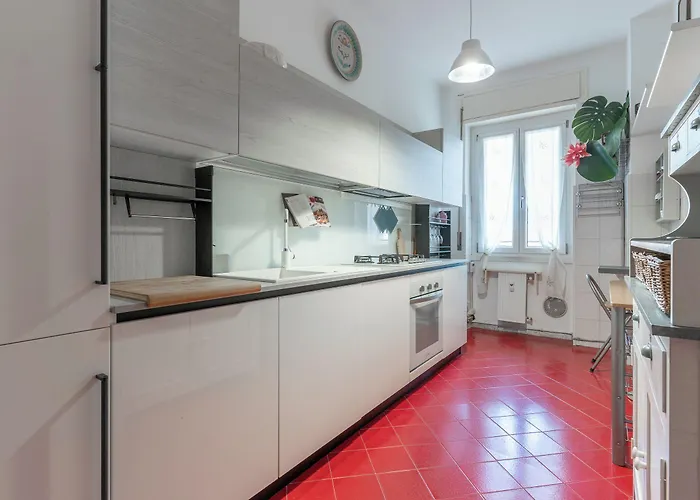 Trendy Corner - Fashion District *