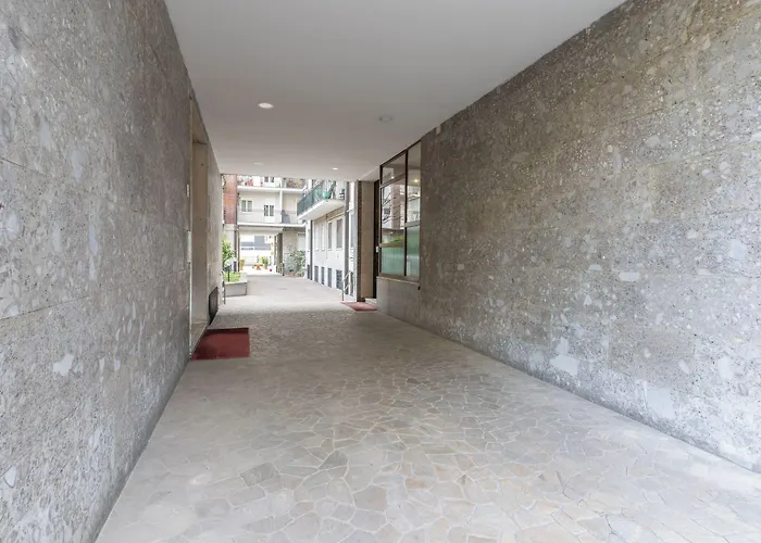 Trendy Corner - Fashion District