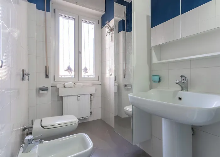 Trendy Corner - Fashion District