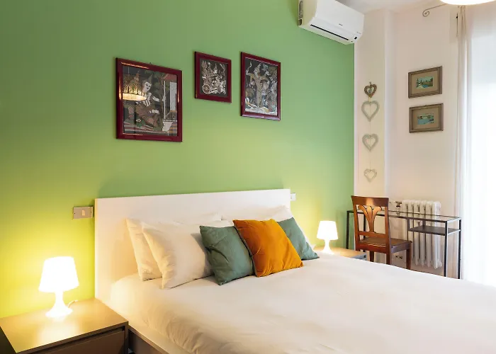 Trendy Corner - Fashion District *