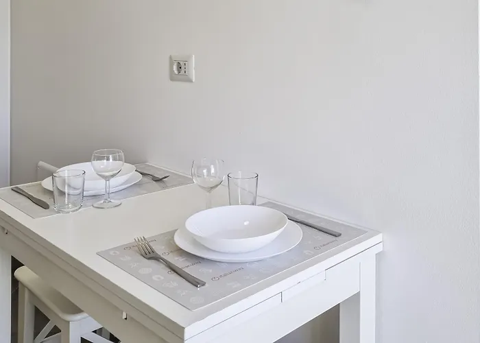 Italianway Easy - Voghera 11 A * Milán