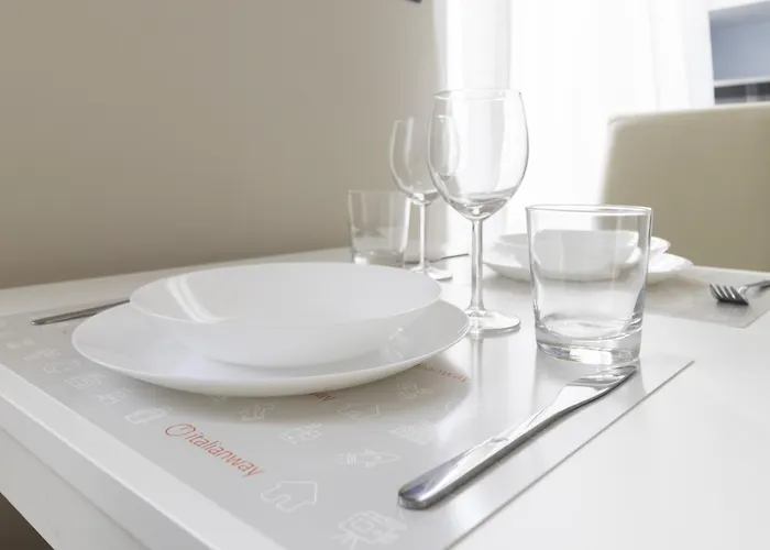 Italianway Easy - Venezia 33 - A Apartamento Milão