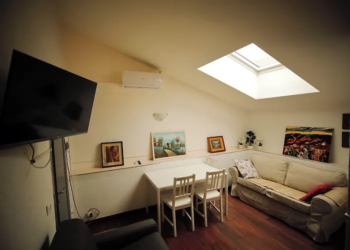 Hosting Dreams Attics - Duomo