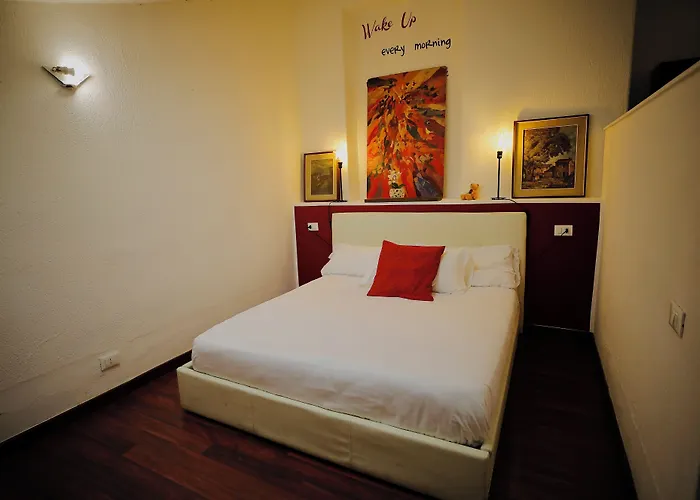 Hosting Dreams Attics - Duomo Appartement