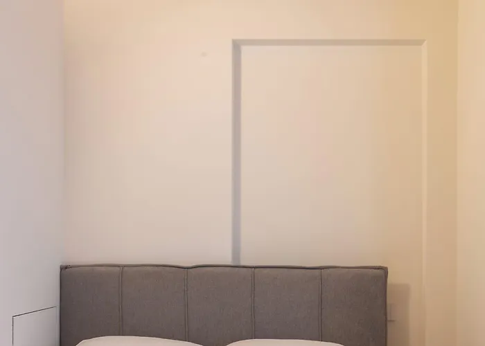 Easyhomes - Bandello 아파트 밀라노