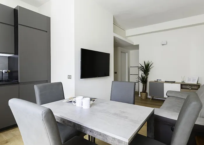 Daire Italianway Easy - Favretto 13 *