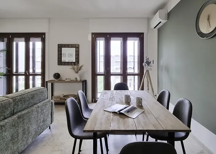 Italianway - Luigi Savoia 24 * Milão