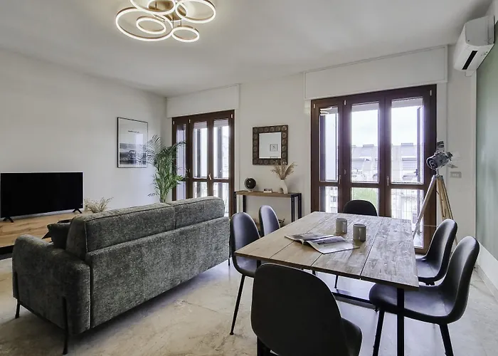 Italianway - Luigi Savoia 24 * Milão