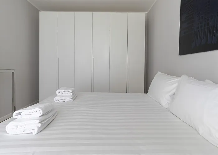 Italianway - Don Giovanni 11 * Milaan