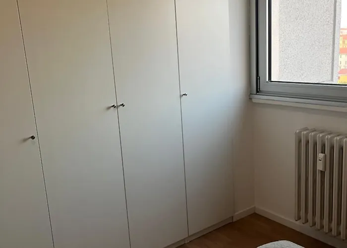 Private In Isola-farini * Μιλάνο