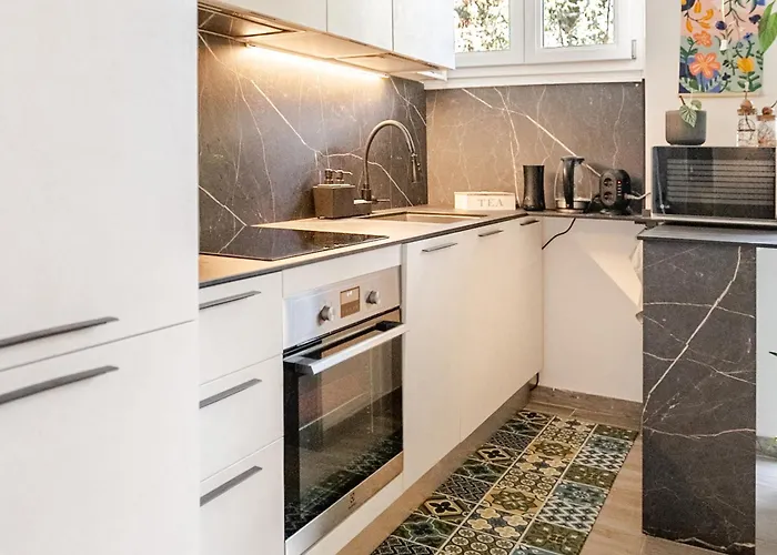 Tatil Evi Pomodoro House - Luminoso Vicino Linate, Duomo, Fabrique, Unipol Dome Milano