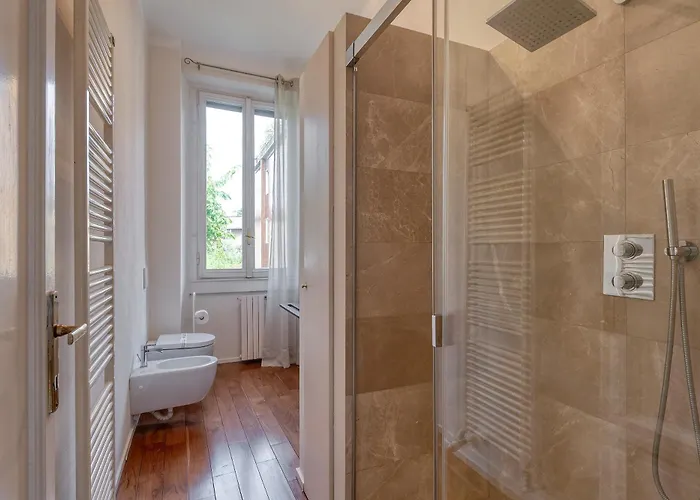 Exclusive Italian Garden In Villa *