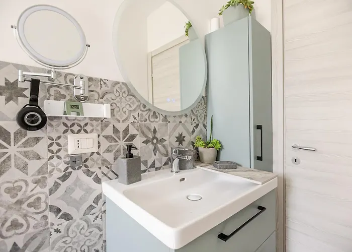 Pomodoro House - Luminoso Vicino Linate, Duomo, Fabrique, Unipol Dome Milano