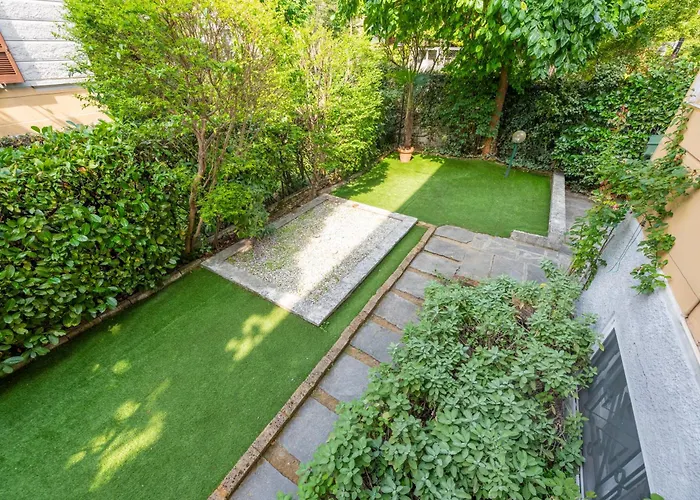 Villa Exclusive Italian Garden In Milano