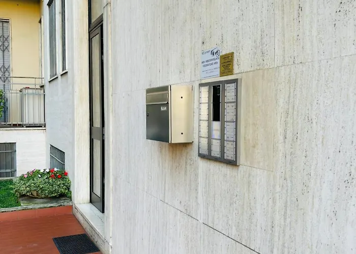 New Brenta 10 Minutes To Duomo M3-15 Minutes To Linate - Full Furnished Wi-fi,amazon Prime And *
