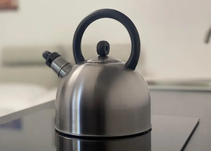 Appartement A Stone's Throw From The Metro