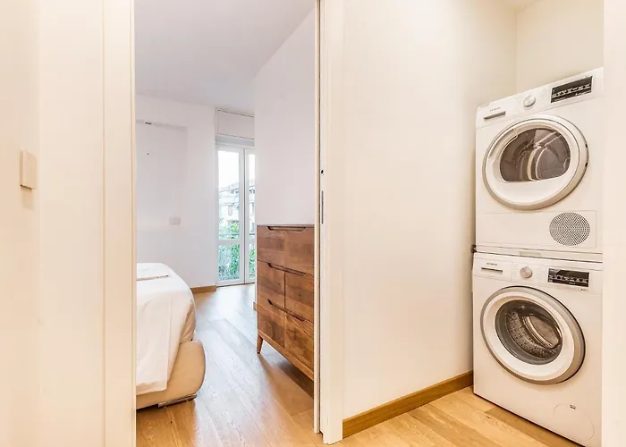 Daire Luxury Via Montenevoso 4 Pax Wi-fi Milano