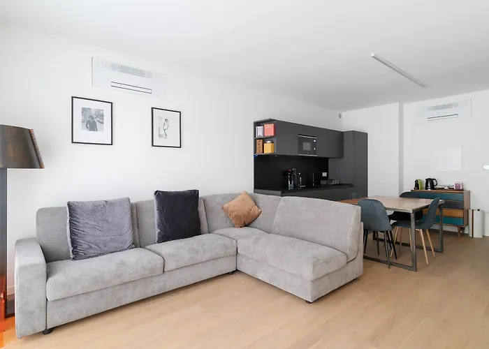 Guesthost - Modern Near Porta Venezia