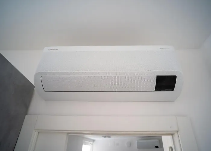 14 Nevoso Palace Апартаменты Милан