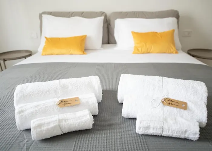 Isola - Leobrothers - Conte 1