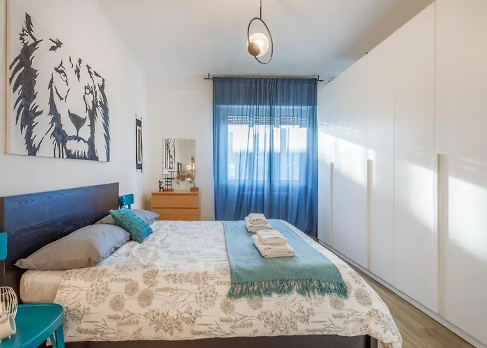 Cosmopolitan House - Modern Bocconi דירה