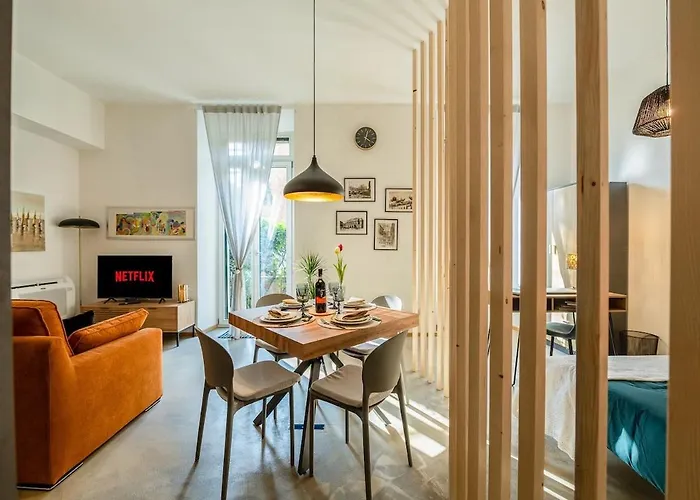 Private Garden&metro 2 Min - Wooden Wave Flat *