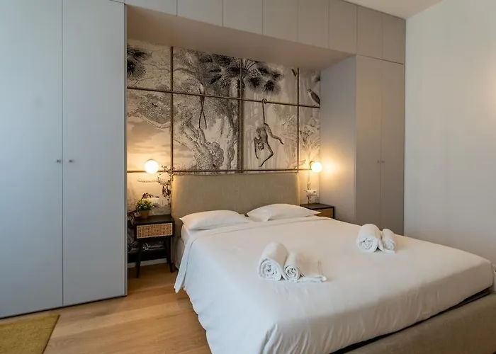 Luxury Jungle - Center * Milan