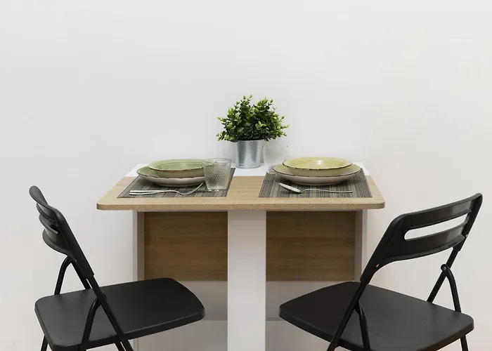 Station In 15 Min, Charming شقة *