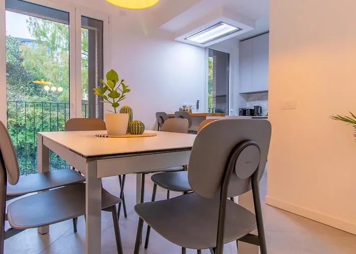 Olgiati Twelve - 3 Charming Bedrooms And Gym * Milán