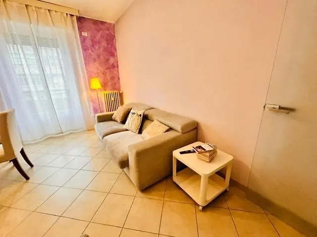 Thecolorfulhouse Navigli Centre Mailand