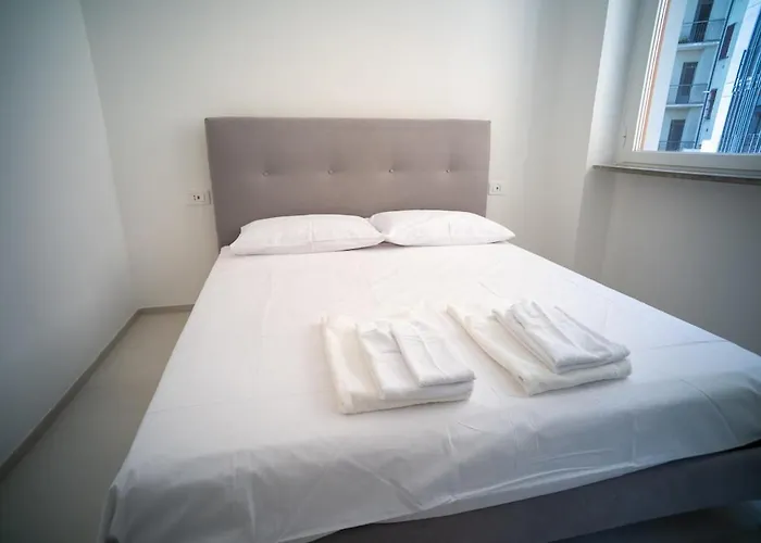 14 Nevoso Palace Милан