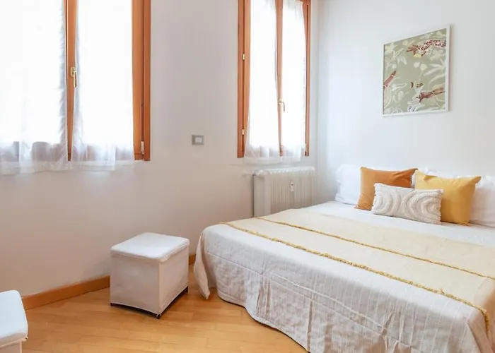 15' A Piedi Dal Centro - Metro M4 Tricolore * Milano