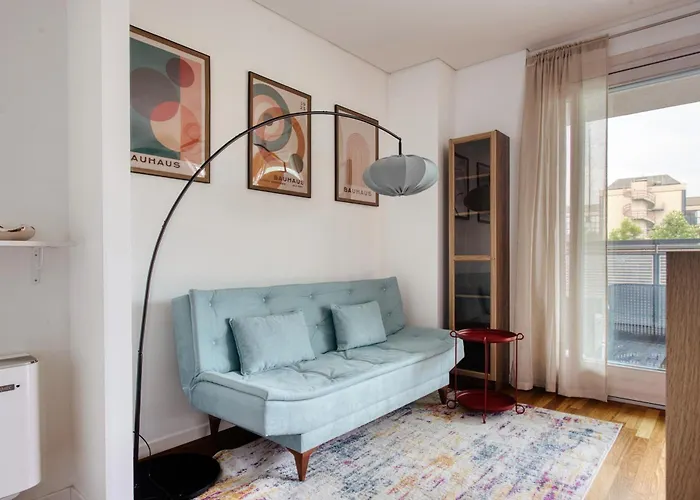 Apartment Giaxtower Gym & Pool Romantic Pool View