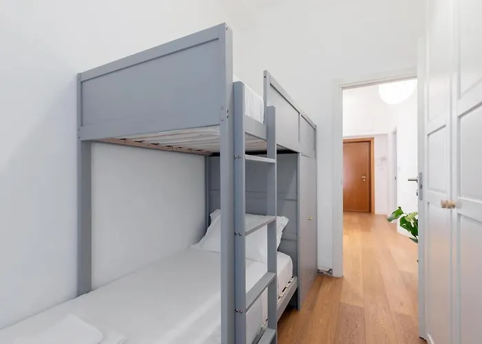 Trilocale Con Aria Condizionata E Parcheggio Privato Fronte Appartement Milan