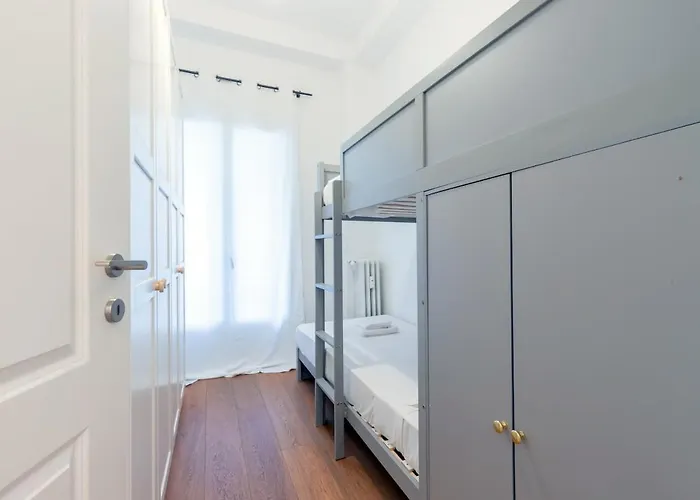 Appartement Trilocale Con Aria Condizionata E Parcheggio Privato Fronte Milan