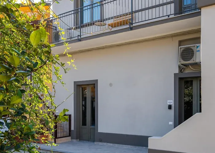 Habesha Flats - A Quiet Retreat Just Steps From The Metro M1 *