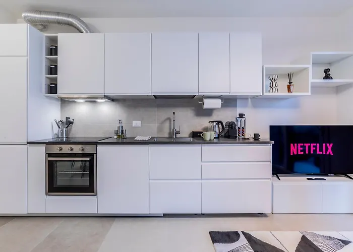 Prime Living Merlata - Cozy Garden *